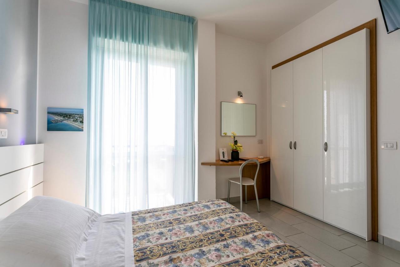Hotel Baya - In Centro, Sul Mare Milano Marittima Dış mekan fotoğraf